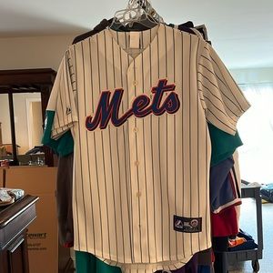 NWT Mets Size Small
